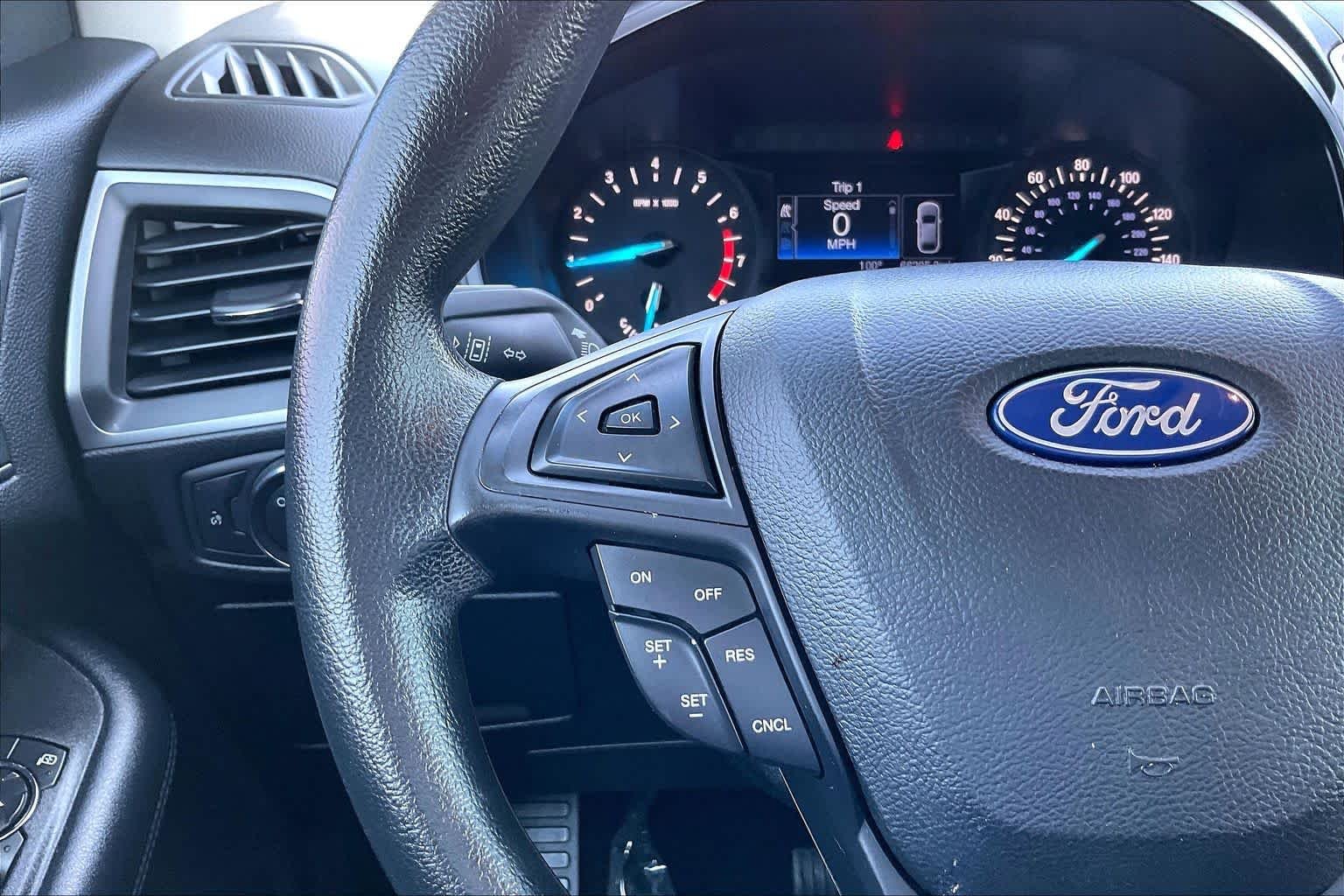 Used 2019 Ingot Silver Metallic Ford SE image 23