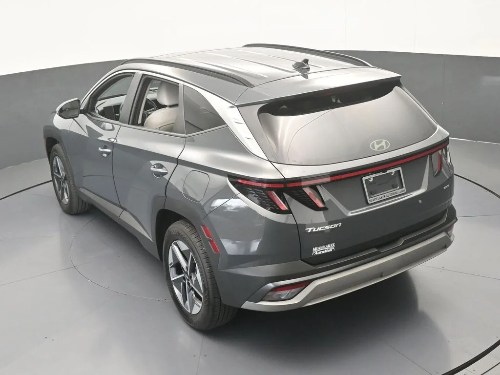 Used 2025 Ecotronic Gray Hyundai SEL Convenience image 52