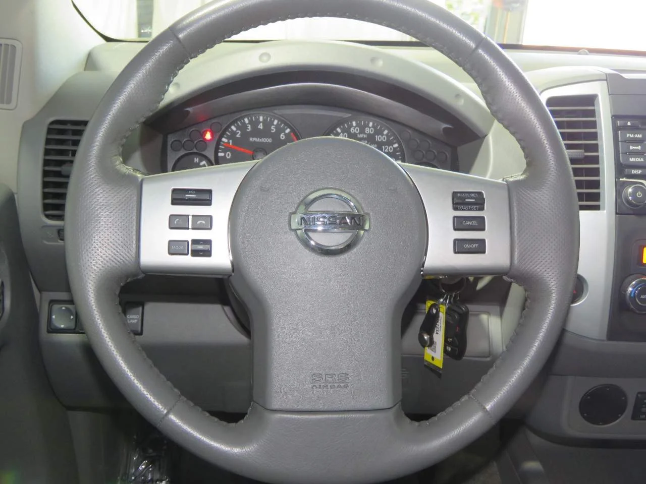 Used 2017 Lava Red Nissan SV Crew Cab image 10