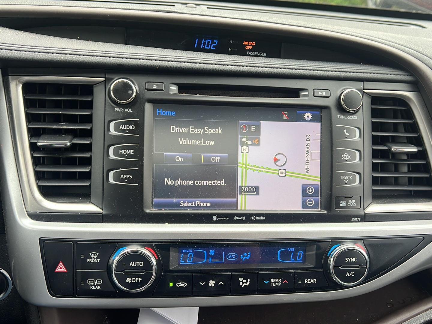 Used 2017 Midnight Black Metallic Toyota XLE image 7
