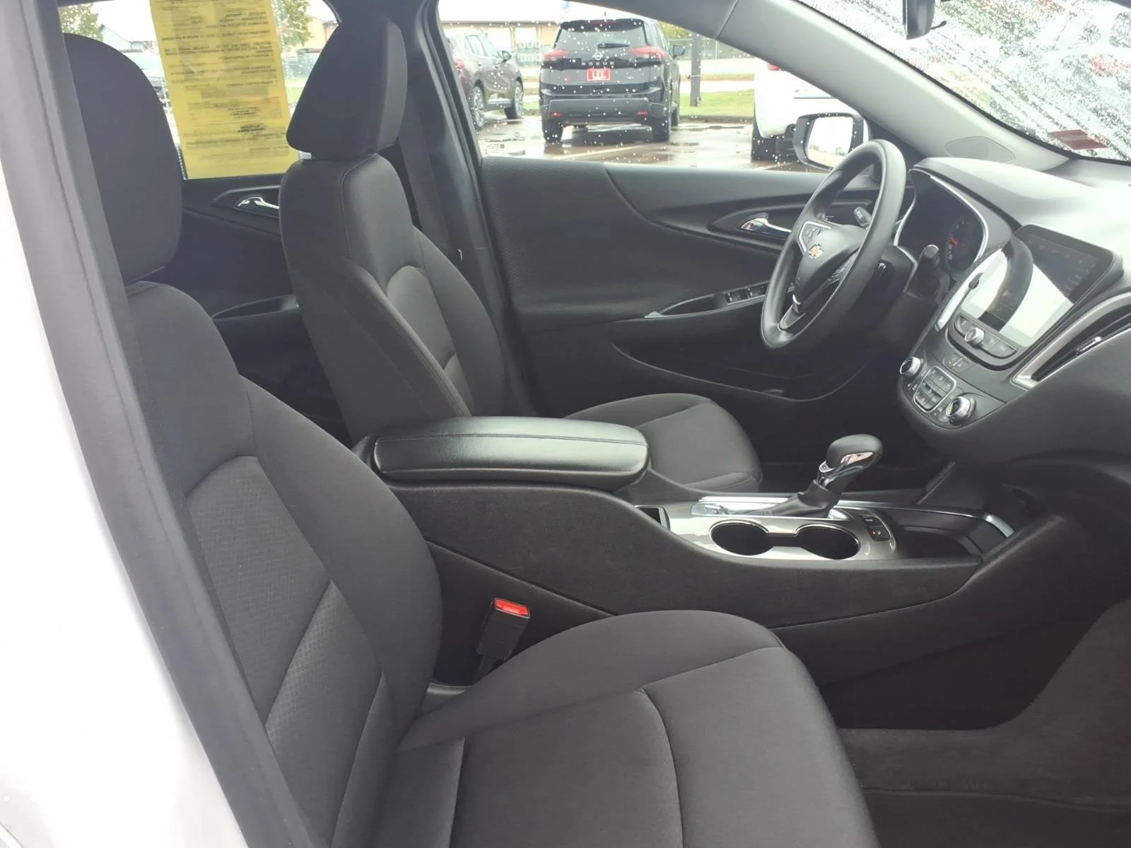 Used 2024 Summit White Chevrolet LT image 16