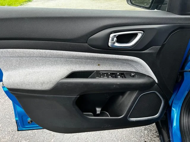 Certified Used 2024 Blue Jeep Latitude image 20