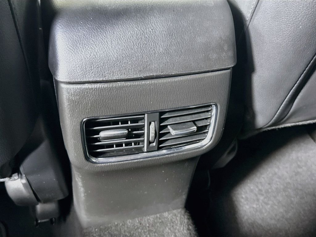 Used 2021 Snowflake White Pearl Mica Mazda Touring image 24