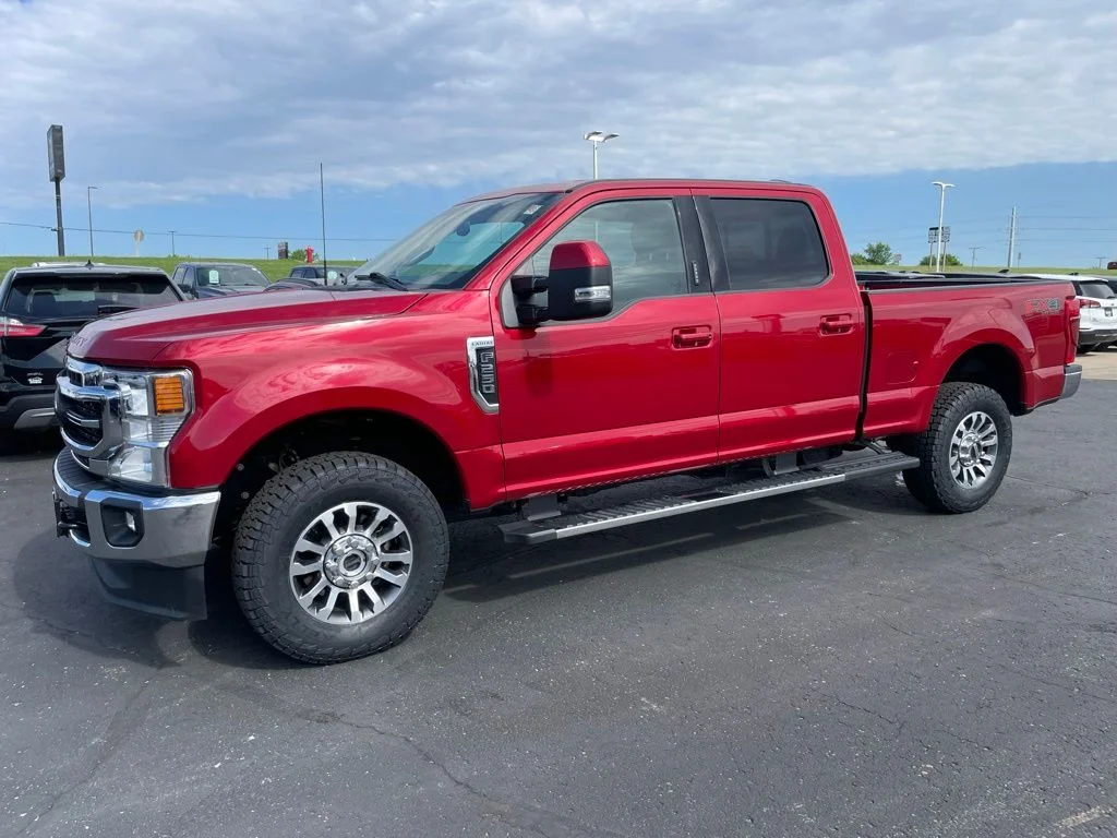 Used 2022 Red Metallic Ford Lariat image 5