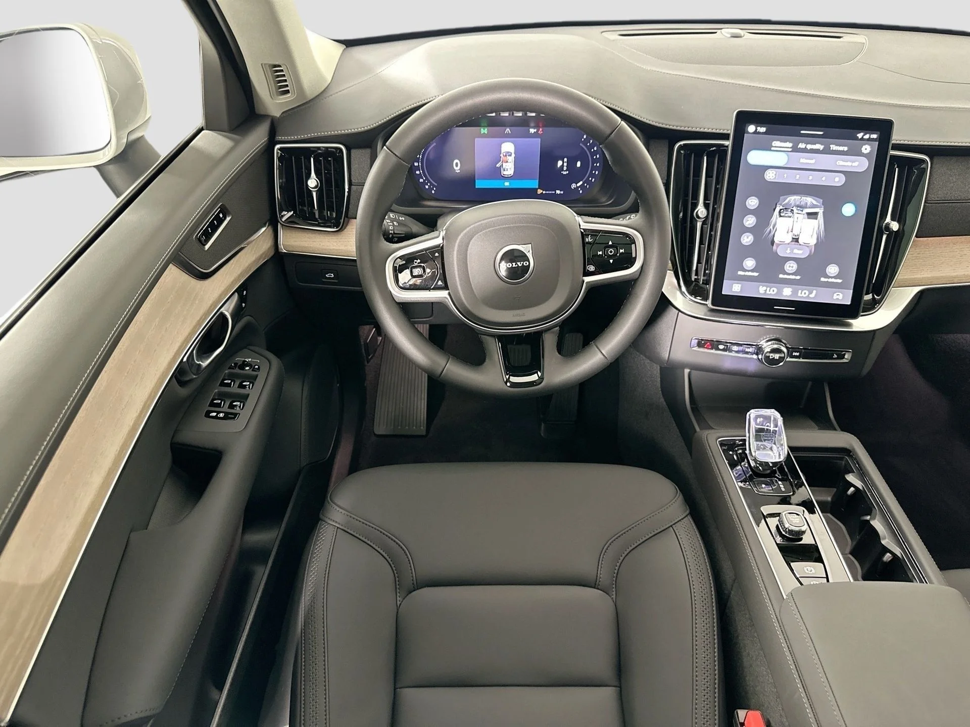 New 2026 Crystal White Volvo Plus image 23