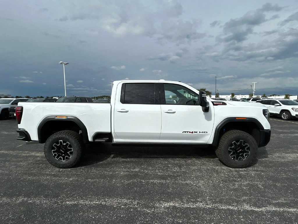 2026 GMC Sierra 2500HD AT4X - Photo 11