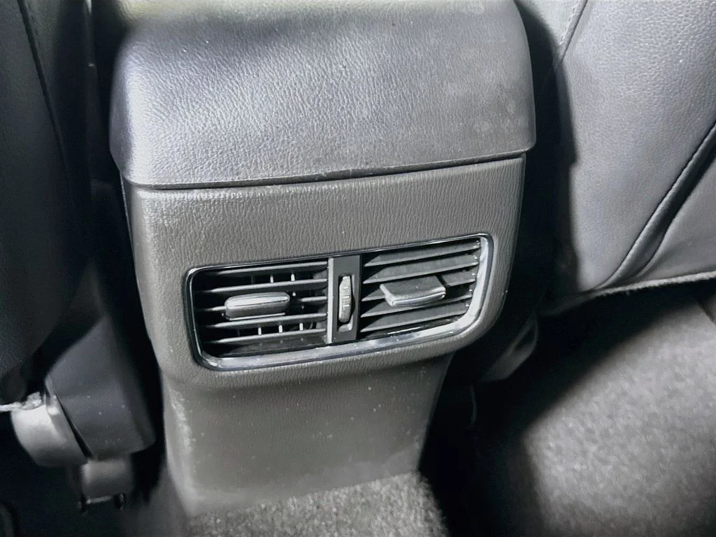 Used 2021 Snowflake White Pearl Mica Mazda Touring image 24