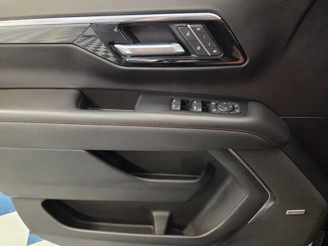 Used 2025 Black Chevrolet RST image 27