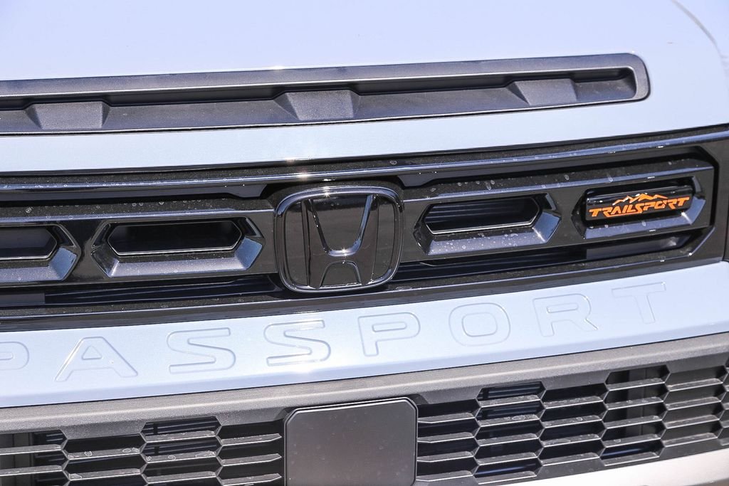 New 2026 Sonic Gray Pearl Honda TrailSport Blackout image 9