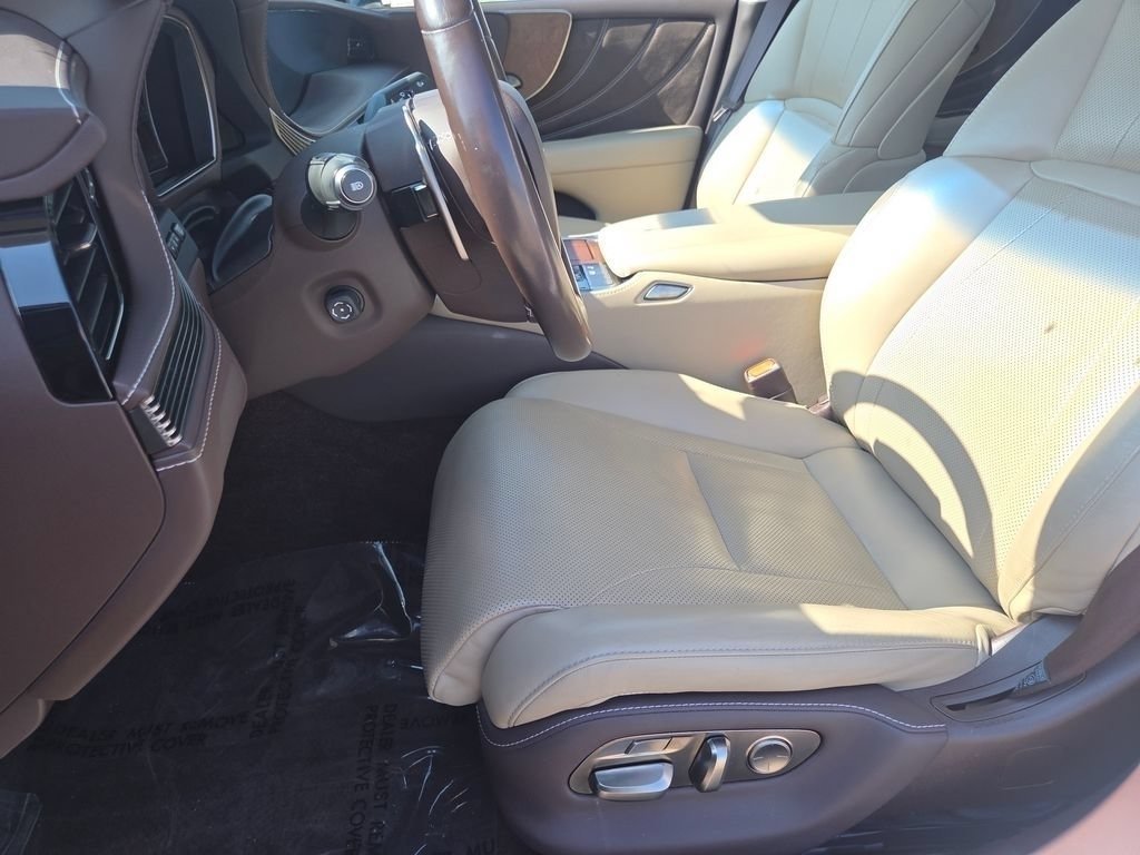 Used 2018 White Pearl Lexus 500 Base image 6