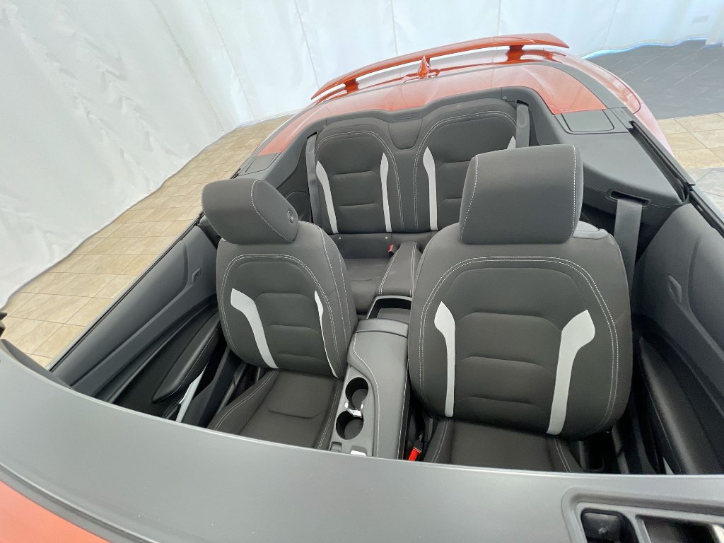 2023 Chevrolet Camaro LT1 - Photo 21