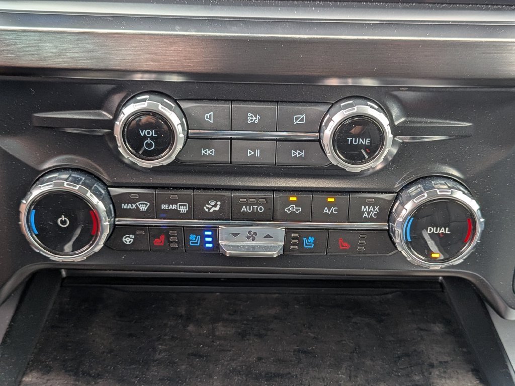 Used 2024 Black Ford Lariat image 16