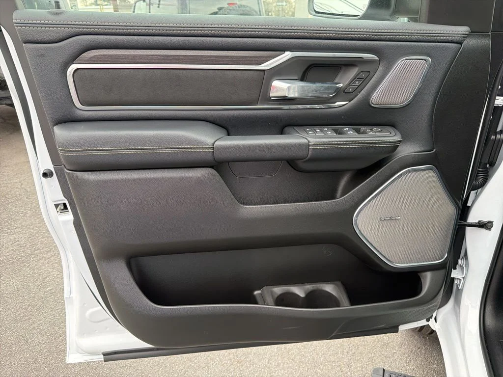 New 2026 Bright White Clear-Coat Exterior Paint RAM Laramie image 24