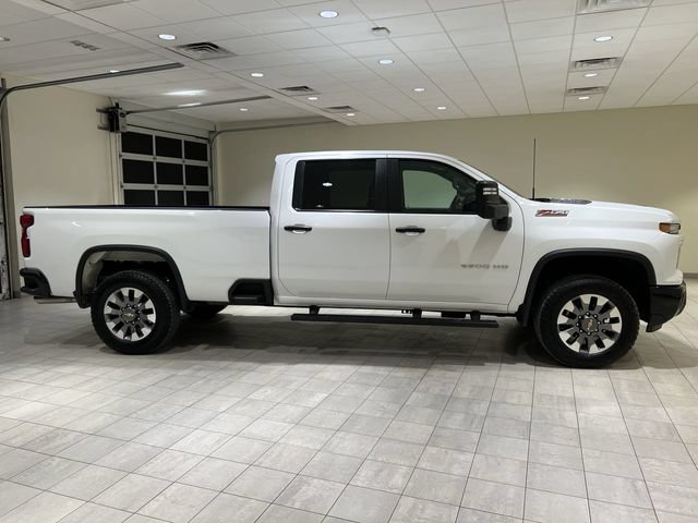 Certified Used 2025 Summit White Chevrolet Custom image 6