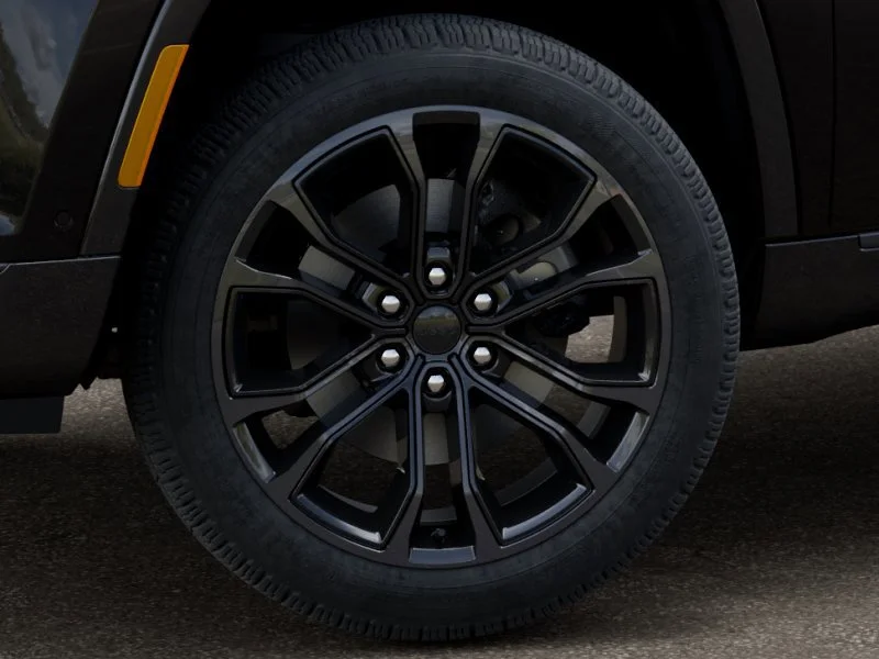 New 2026 High Gloss Black Exterior Paint Jeep Summit Obsidian image 8