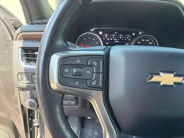 Used 2021 Black Chevrolet Premier image 30