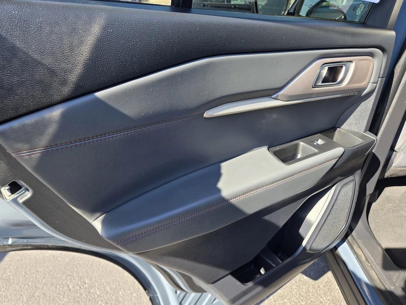 Used 2025 Blue Ford Active image 38