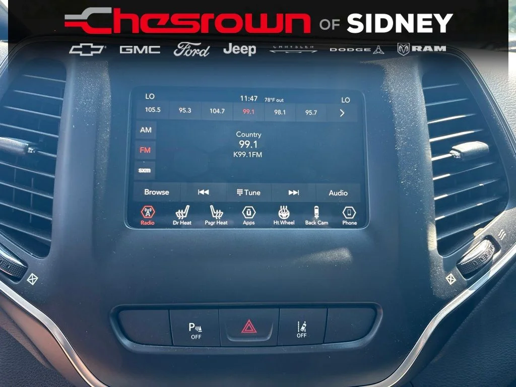 Used 2020 Red Jeep Latitude Plus image 21