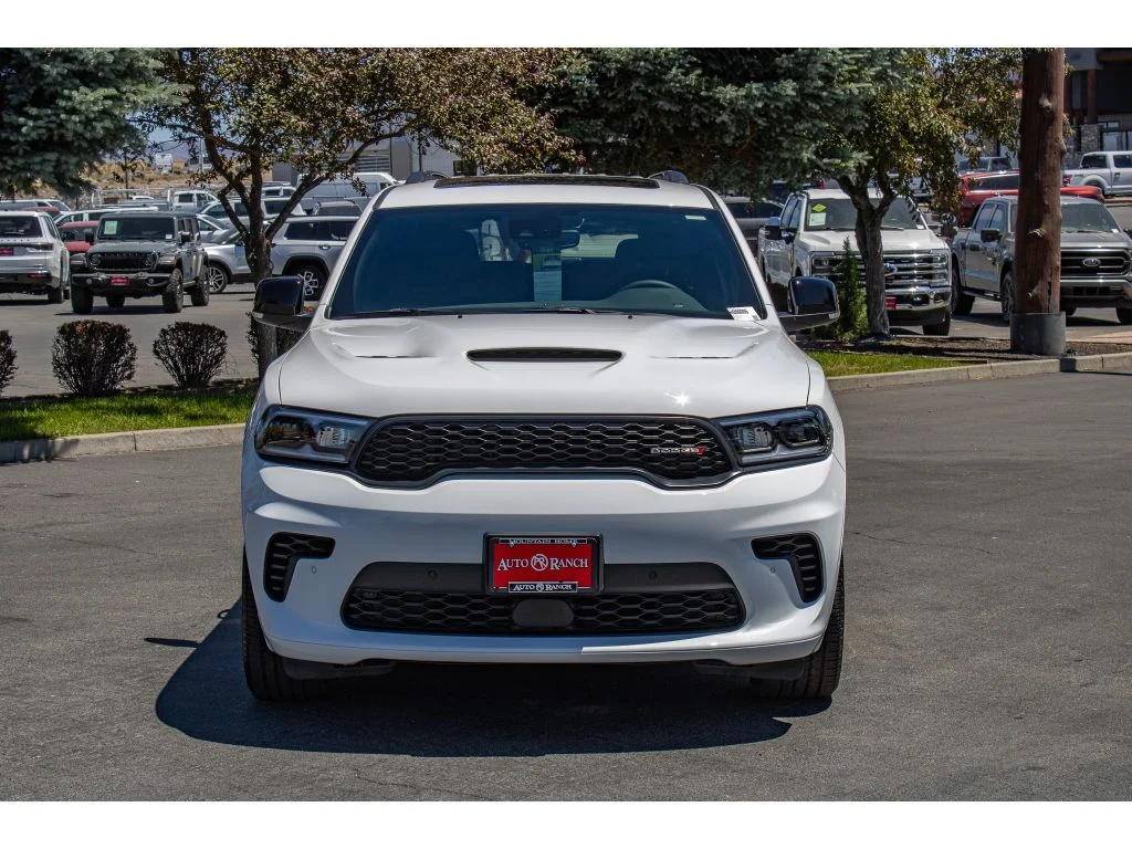 New 2026 White Knuckle Clearcoat Dodge GT Plus HEMI V8 image 3