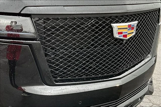 Used 2021 Black Cadillac Sport Platinum image 34