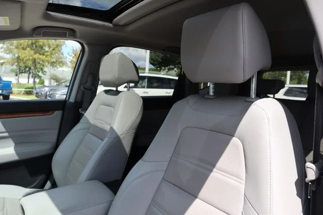 Certified Used 2019 Lunar Silver Metallic Honda EX-L image 17