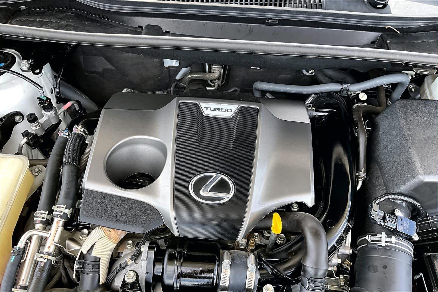 Used 2021 Eminent White Pearl Lexus  image 33