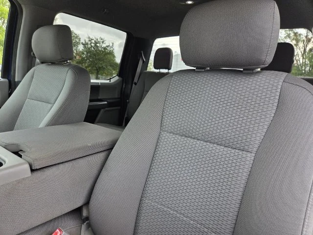 Used 2019 Blue Ford XLT image 28