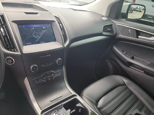 Certified Used 2020 White Ford SEL image 22