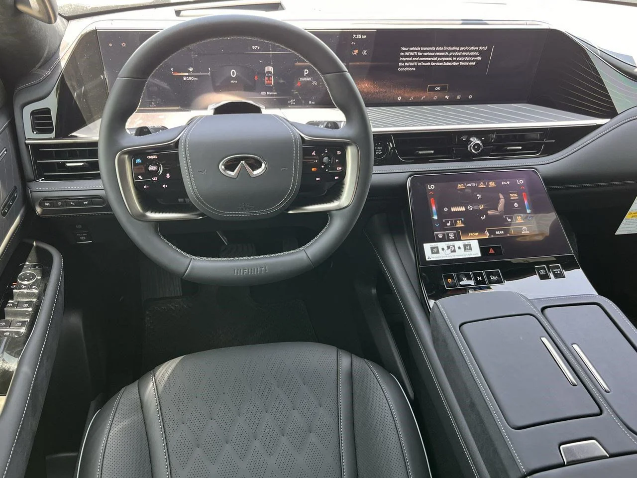 New 2027 2T RADIANT WHIT INFINITI Autograph 4WD image 10