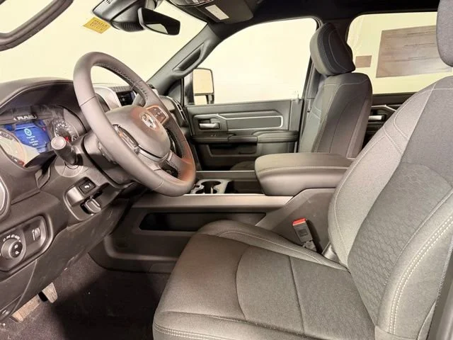 2026 RAM 2500 Big Horn - Photo 18