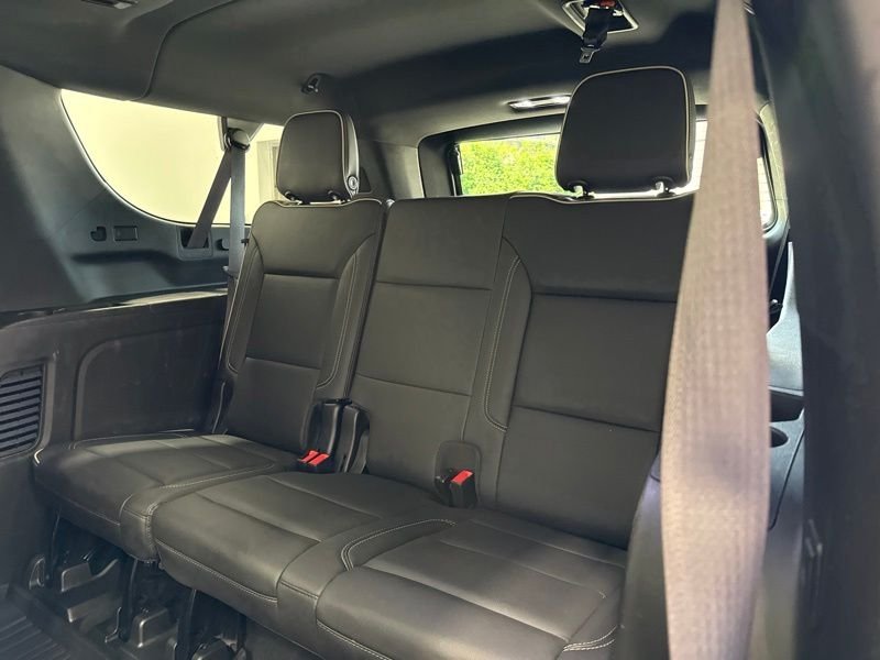 Used 2022 White GMC SLT image 21