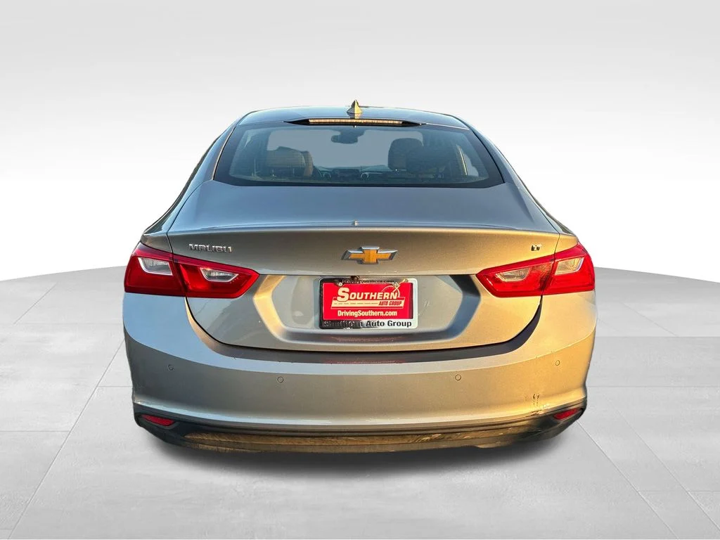 Used 2024 Gray Chevrolet LT image 4