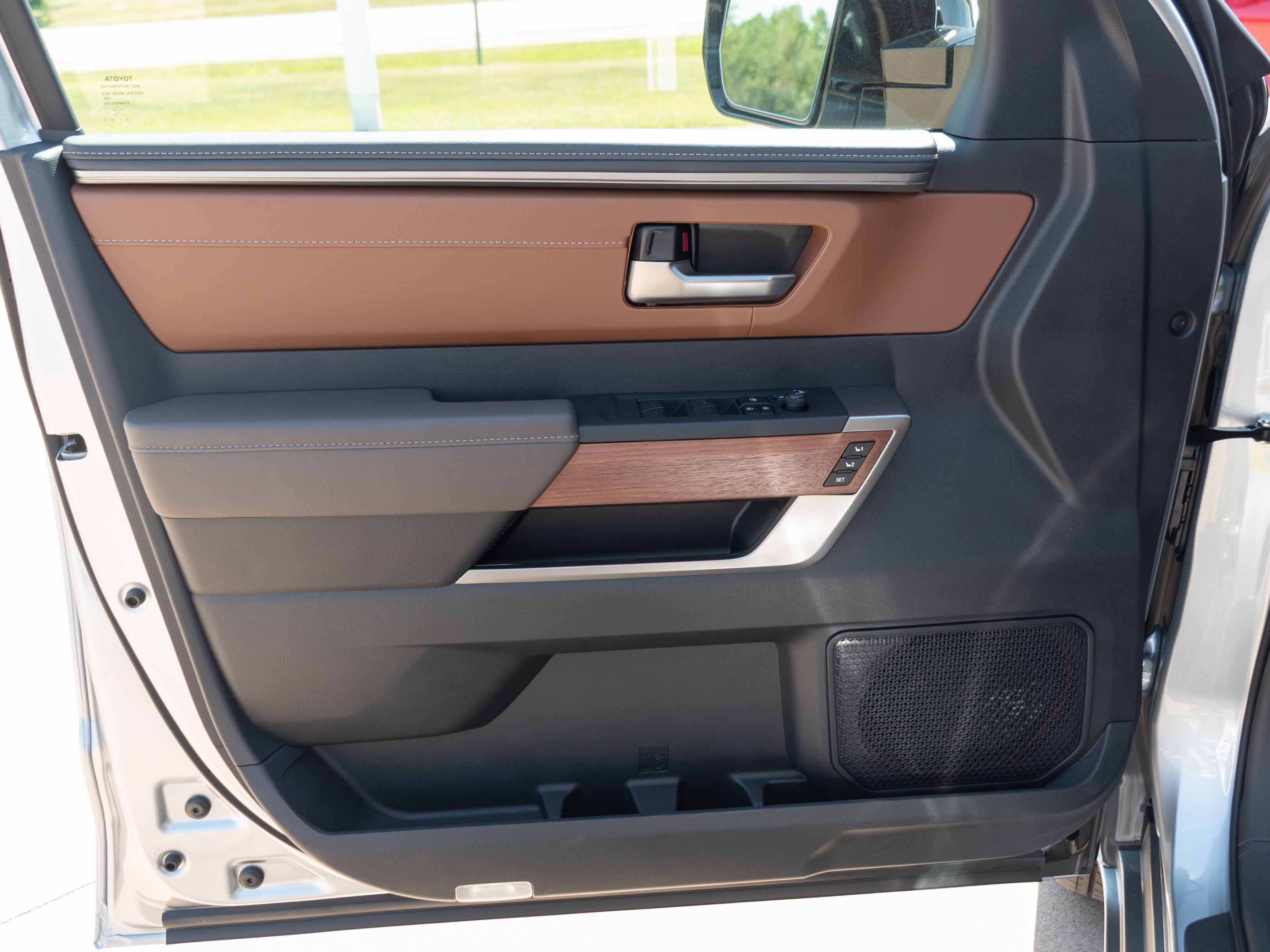 2026 Toyota Tundra 1794 Edition - Photo 8