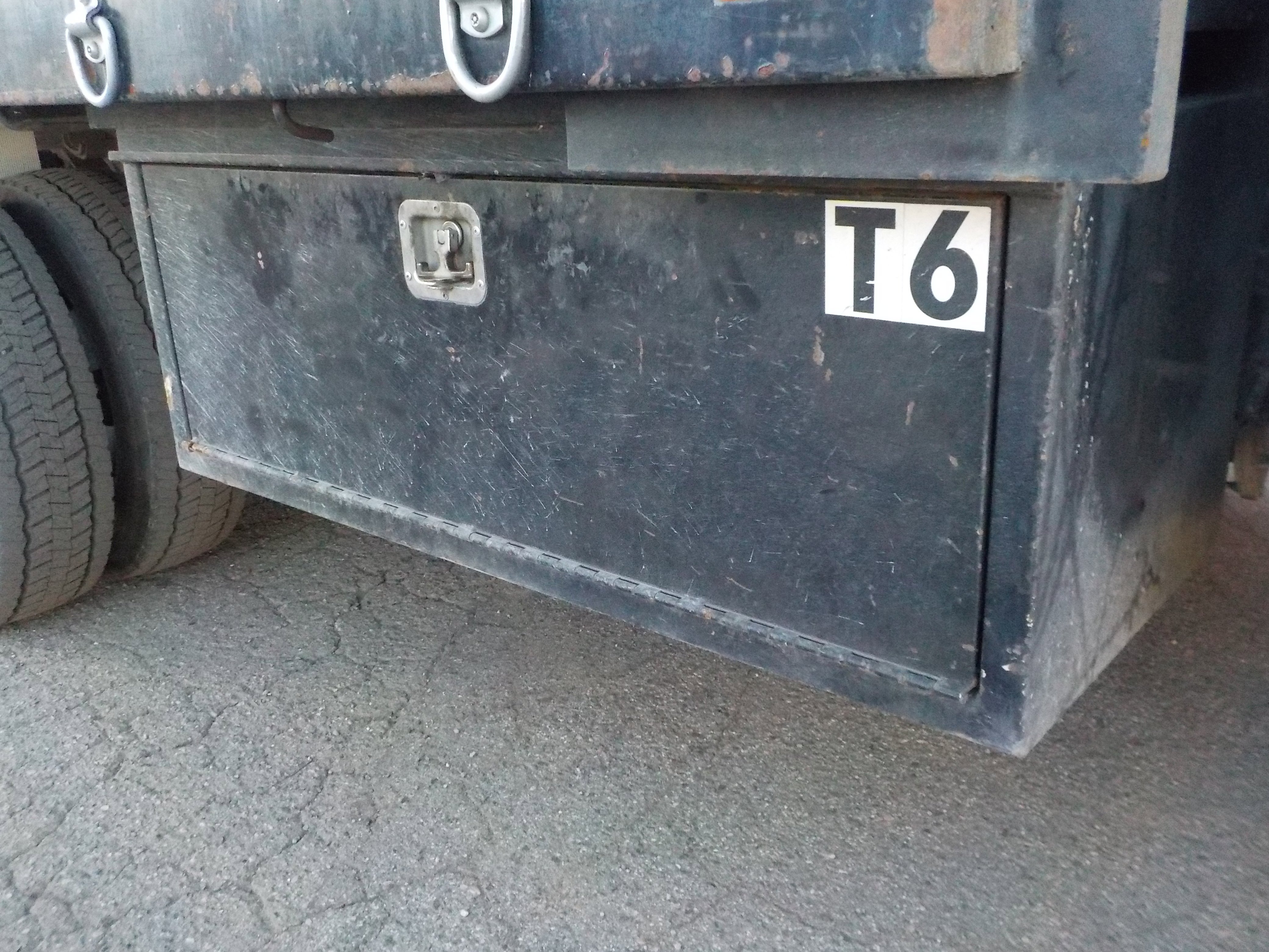 2016 Ford F-550 - Photo 18