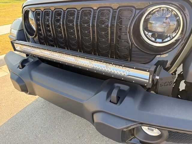 Used 2025 Green Jeep Willys image 9