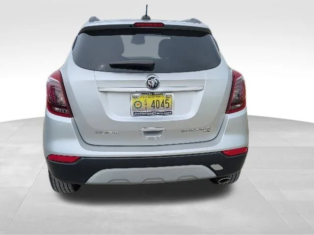 Used 2017 Silver Buick Preferred II image 4