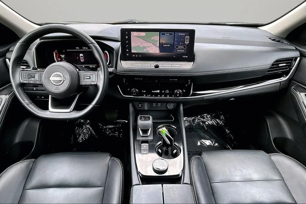 Used 2024 Black Nissan SL image 7