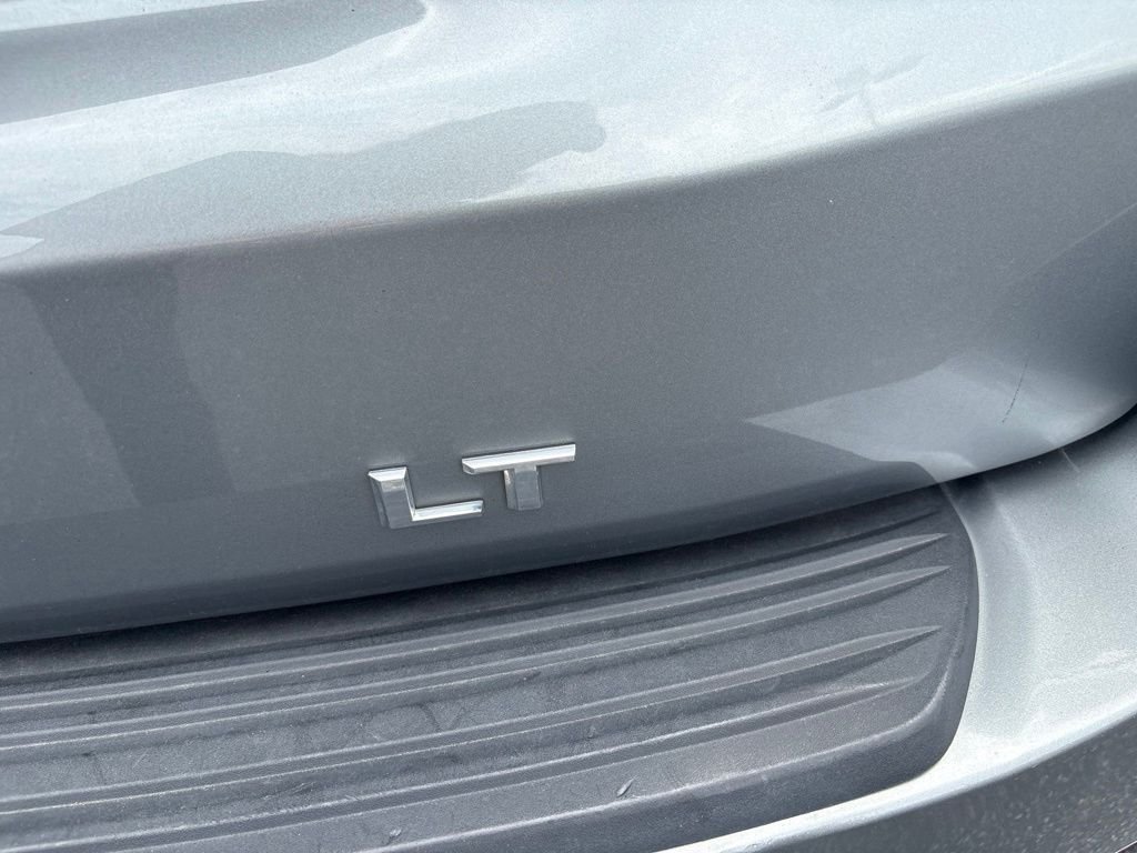 Used 2025 Gray Chevrolet LT image 9