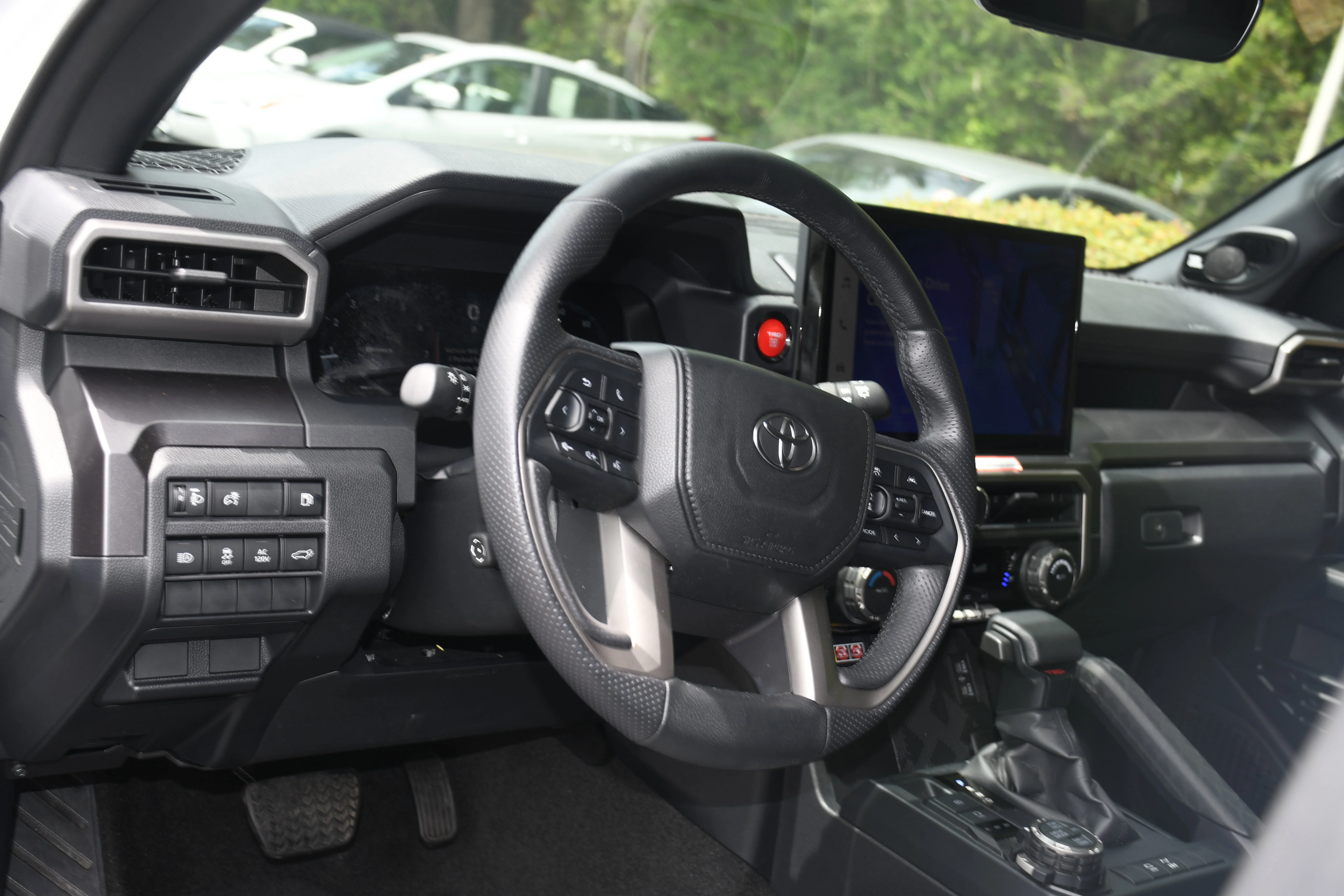 2025 Toyota 4Runner TRD Off-Road Premium - Photo 9