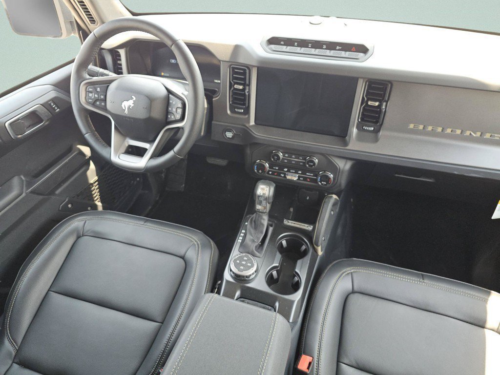 New 2026 Marsh Gray Ford Badlands image 30