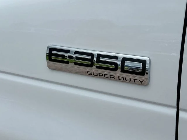 New 2026 Oxford White Ford Base image 15