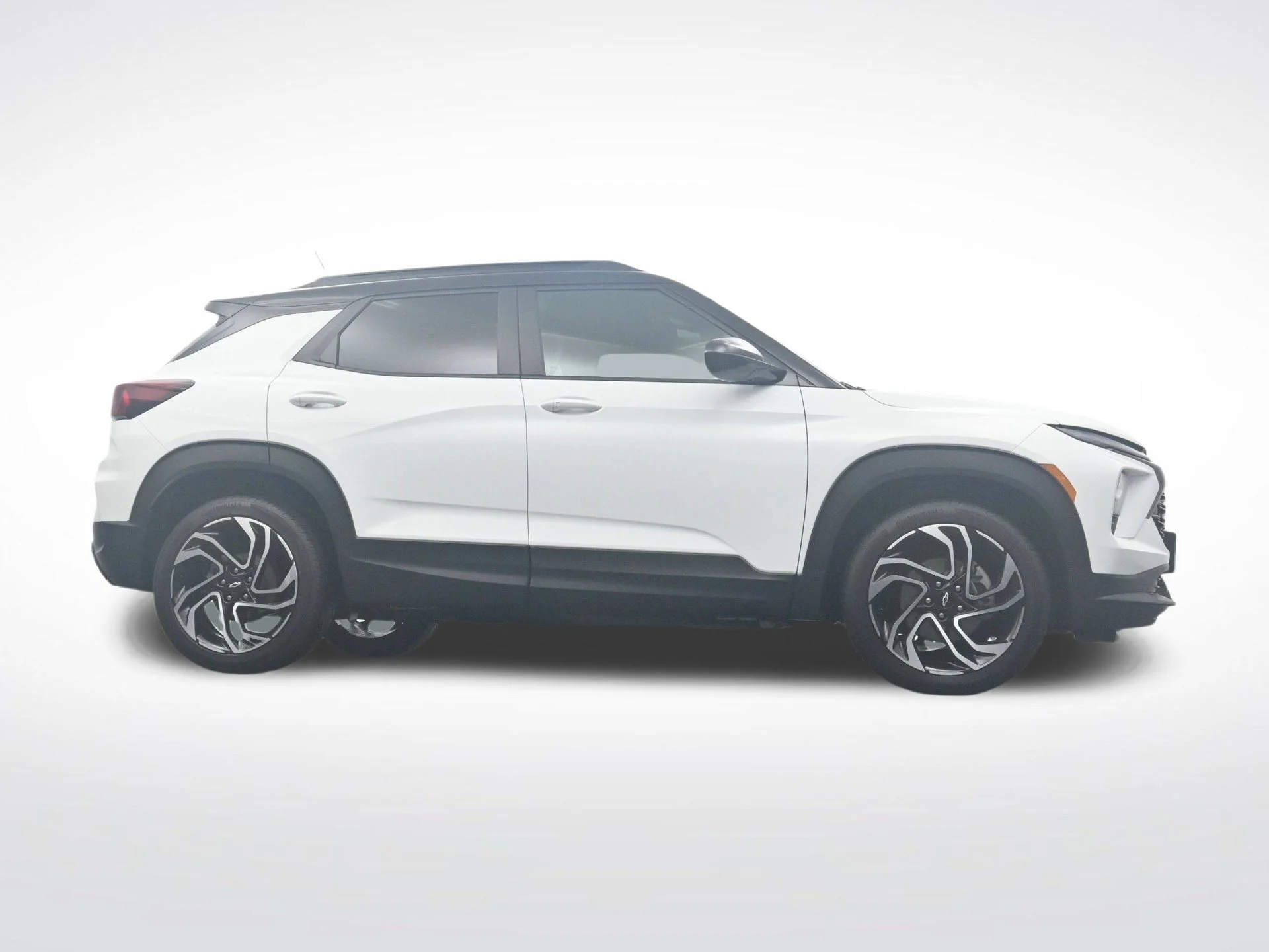 Used 2024 White Chevrolet RS image 33