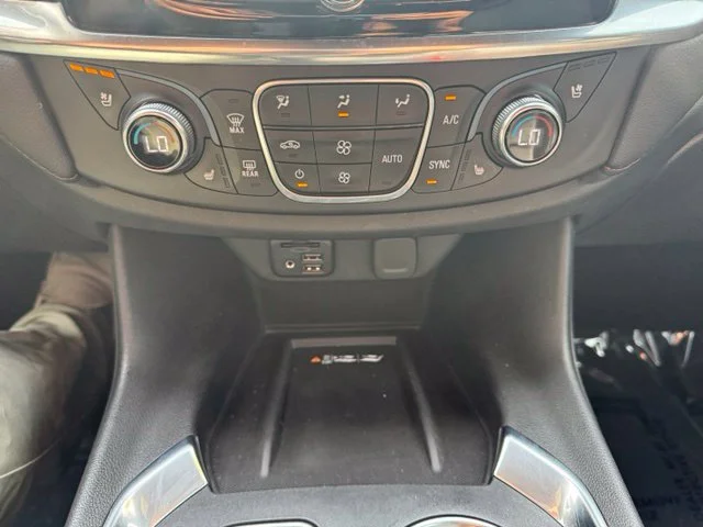 Used 2022 Black Chevrolet High Country image 30