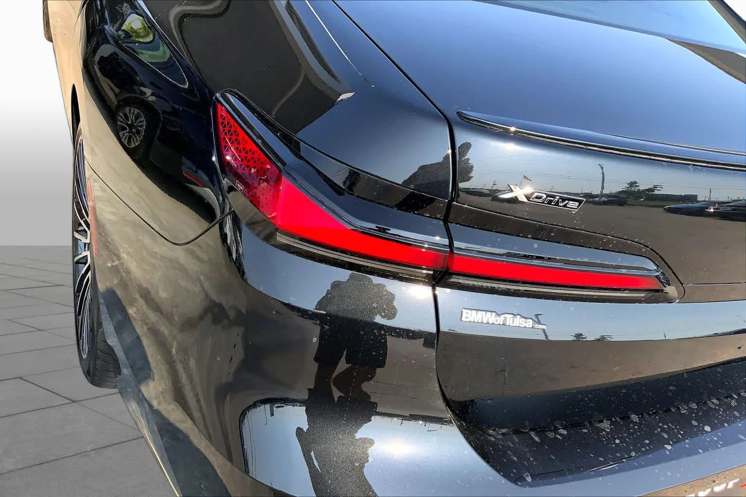 New 2026 Black Sapphire Metallic BMW 750e xDrive image 14