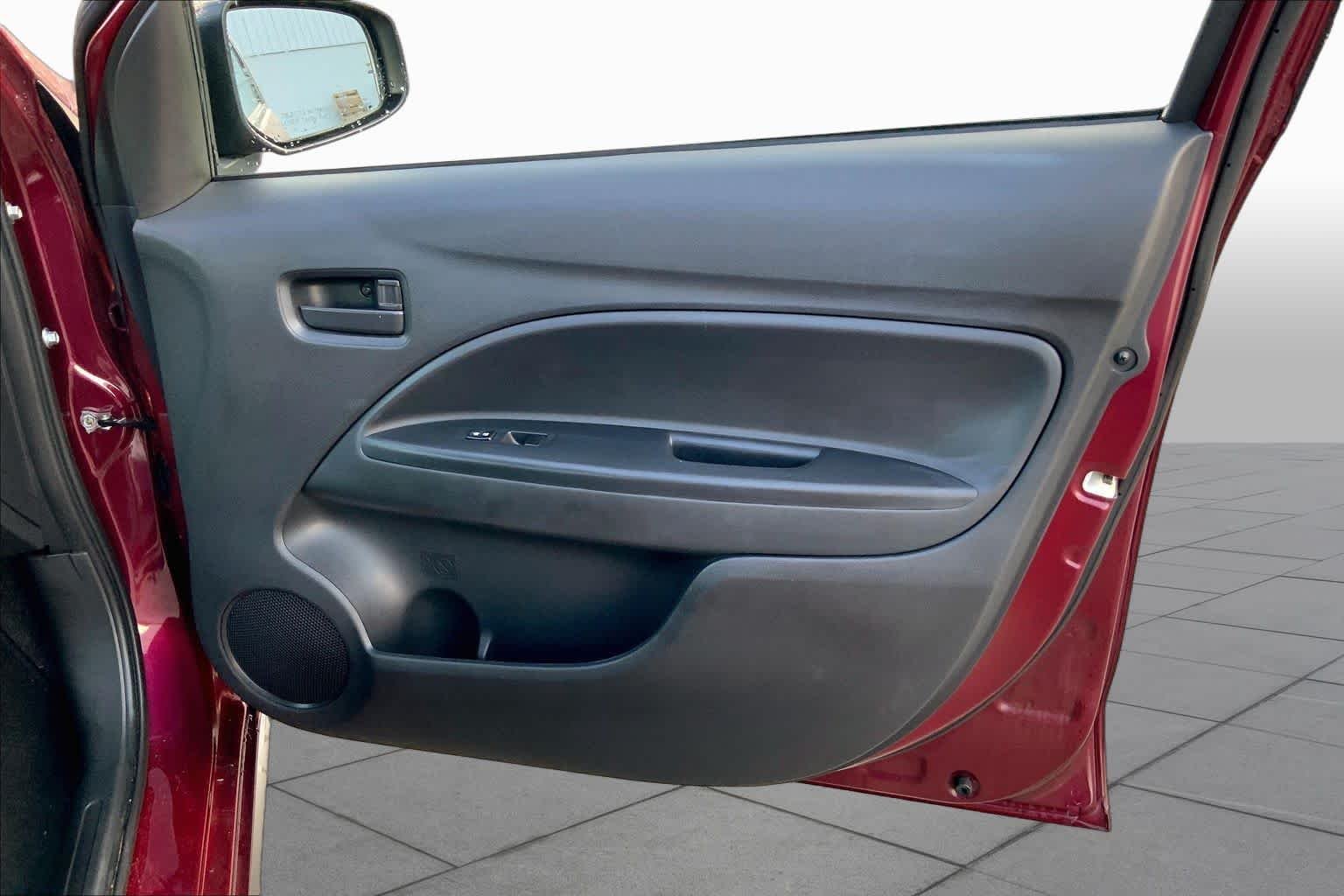 Used 2024 Wine Red Metallic Mitsubishi ES image 20