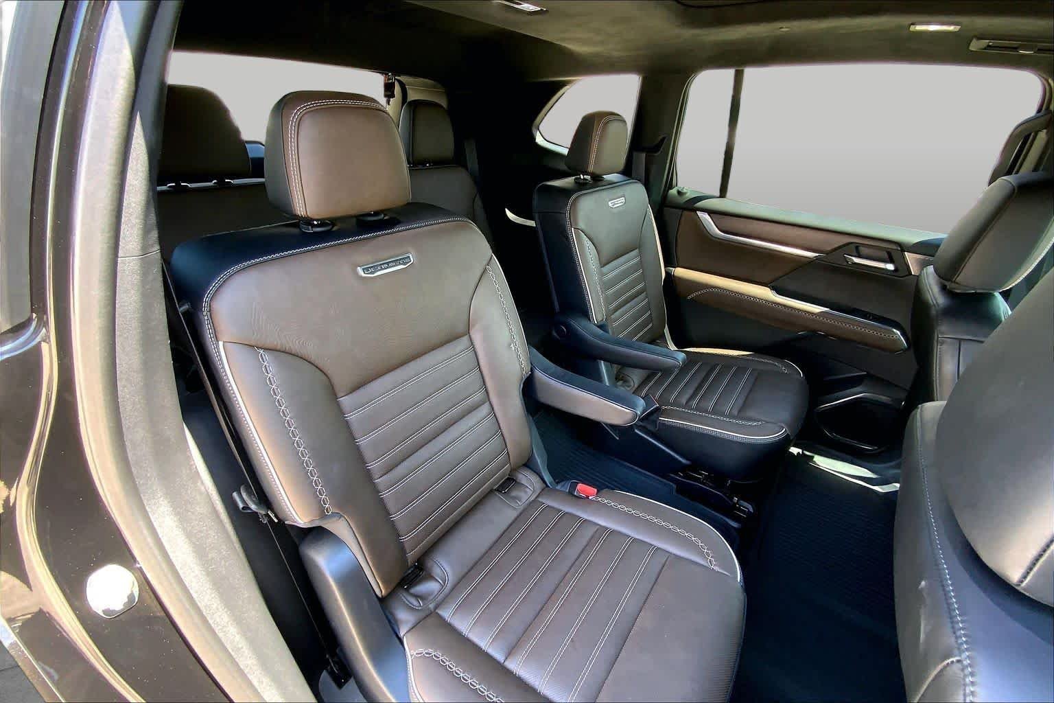2026 GMC Acadia Denali Ultimate - Photo 20