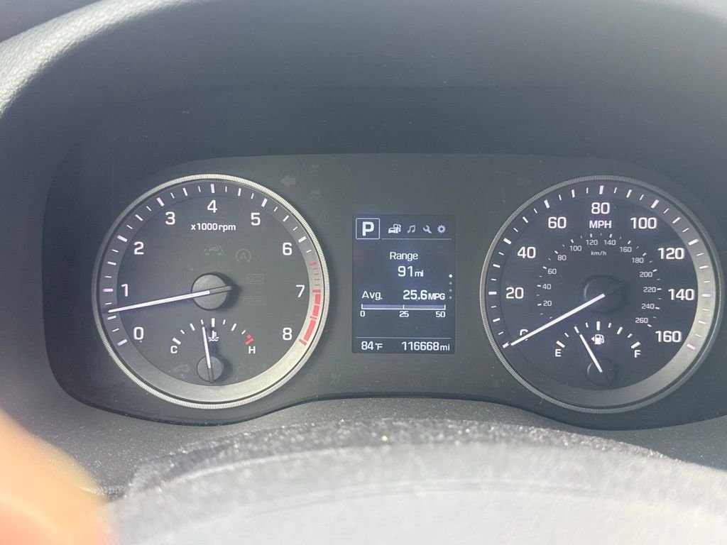 Used 2017 Black Hyundai SE image 11