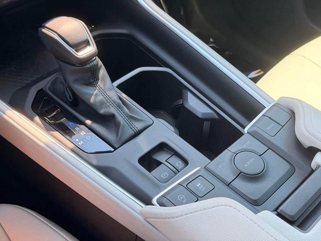 Used 2025 Black Toyota XLE image 33