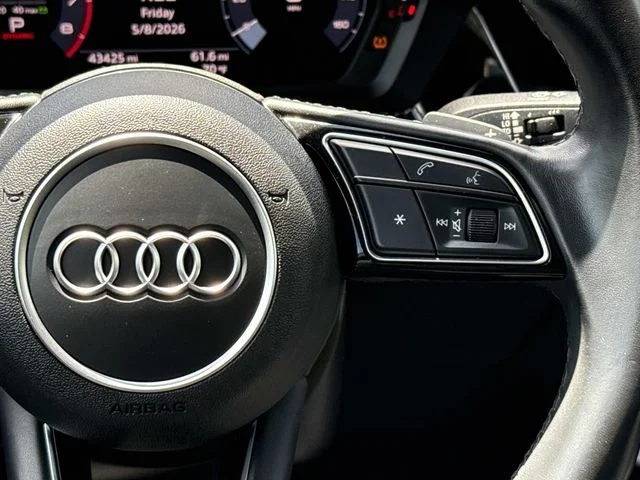 Used 2023  Audi 40 Premium image 23