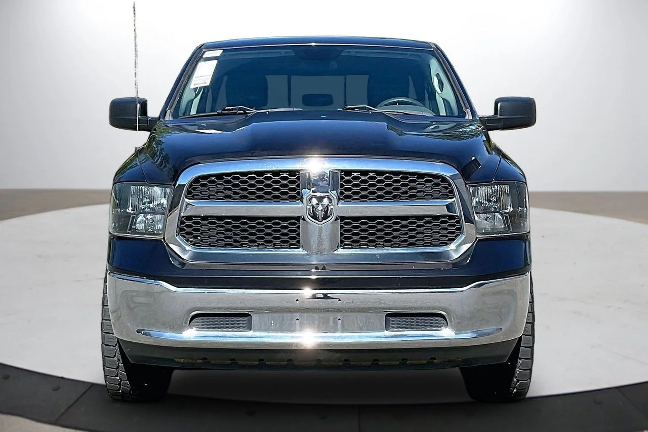 Certified Used 2018 Black Ram SLT image 3